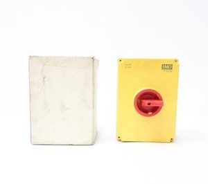 PE69-3063 AC Disconnect for grid tie inverter 3 pole 63 amp