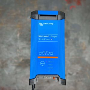 IP22 Blue Smart Charger 12/30(1) 120V NEMA 5-15